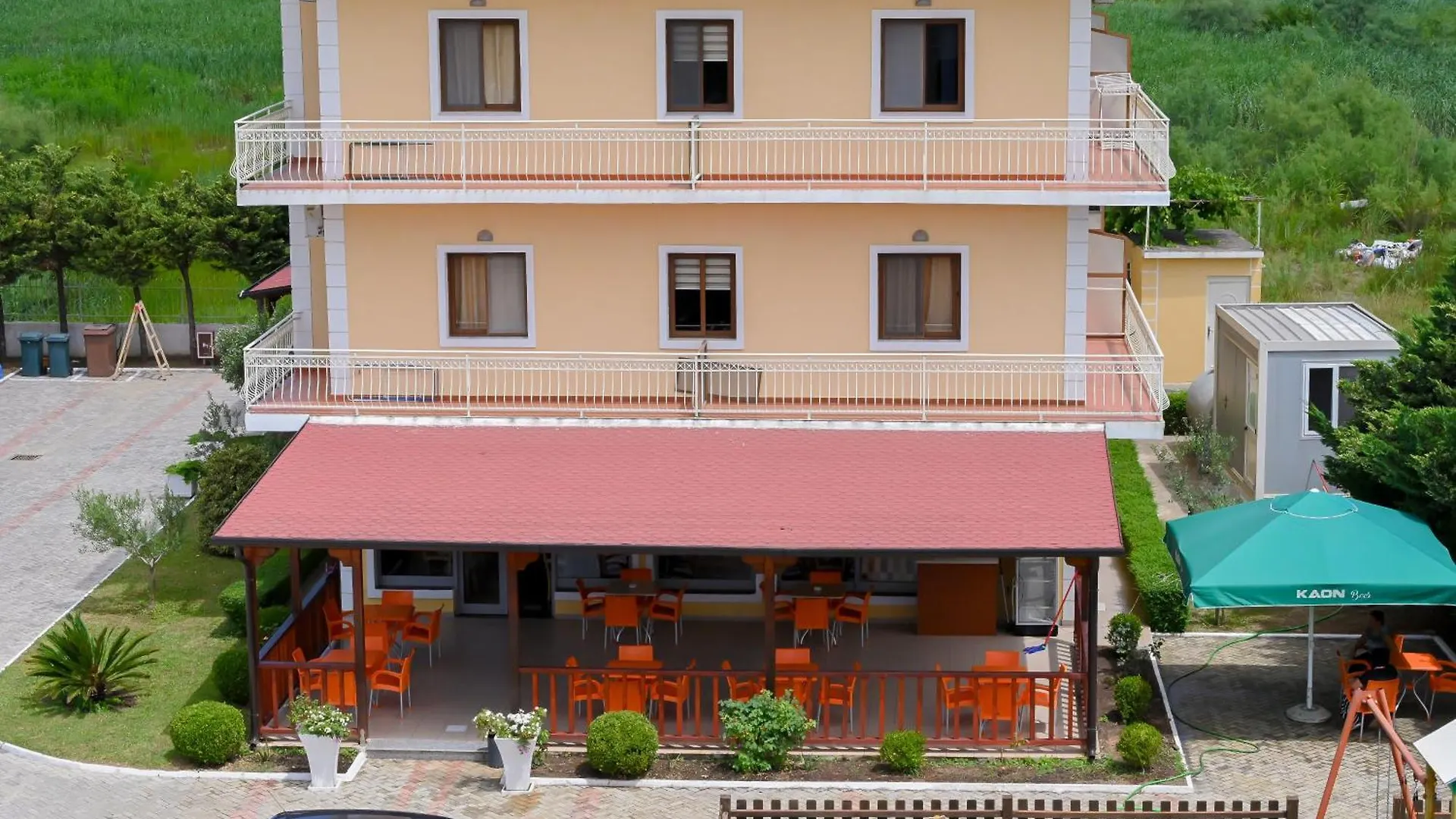 Hotel Kriti Max , Shengjin